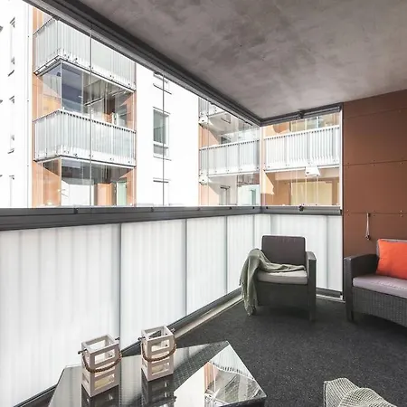Ydinkeskustassa Saunallinen Huoneisto Kahdessa Tasossa Apartamento *